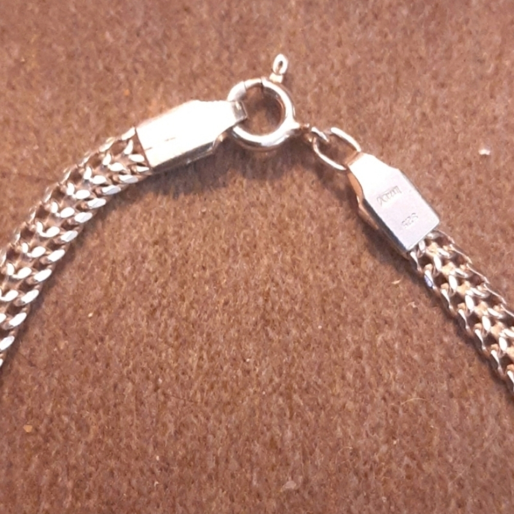 7 pcs of vintage jewellery